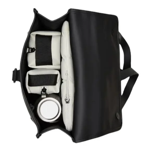 NWT Rains Backpack Blue Waves Adjustable Straps Zippered Pockets Unisex - Picture 4 of 7